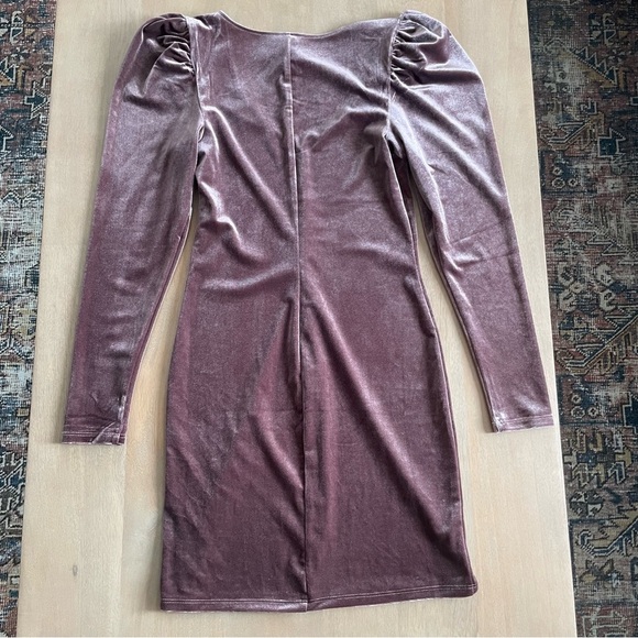 Gentle Fawn Velvet Long Sleeve Dress in Rich Mauve - Picture 4 of 10